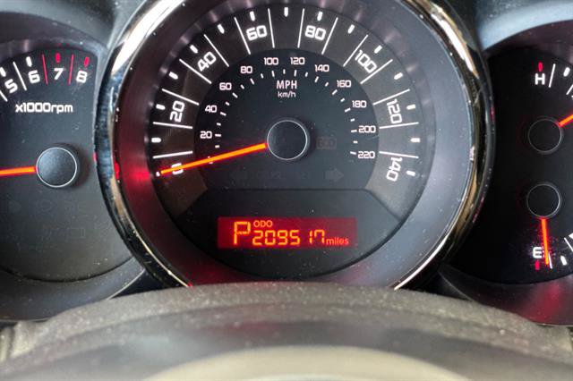 Used 2011 Kia Soul + w/ Audio Pkg FWD image 26