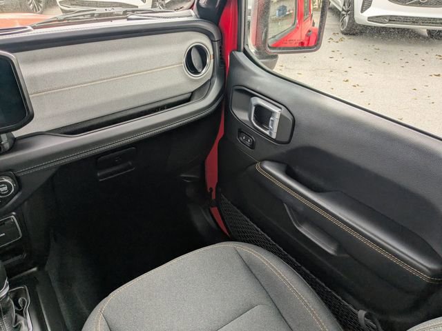 Used 2024 Jeep Wrangler Unlimited Sahara AWD/4WD image 22