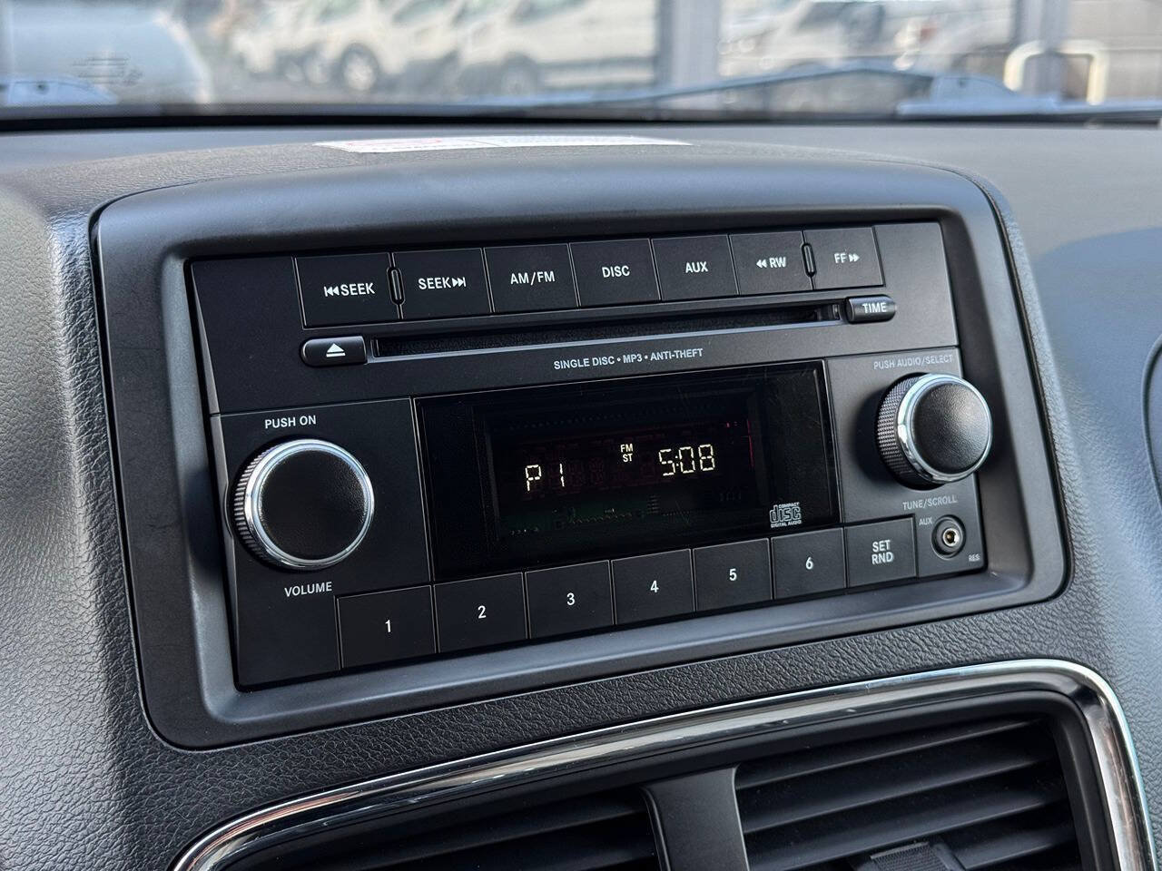 Used 2014 RAM C/V Tradesman FWD image 18