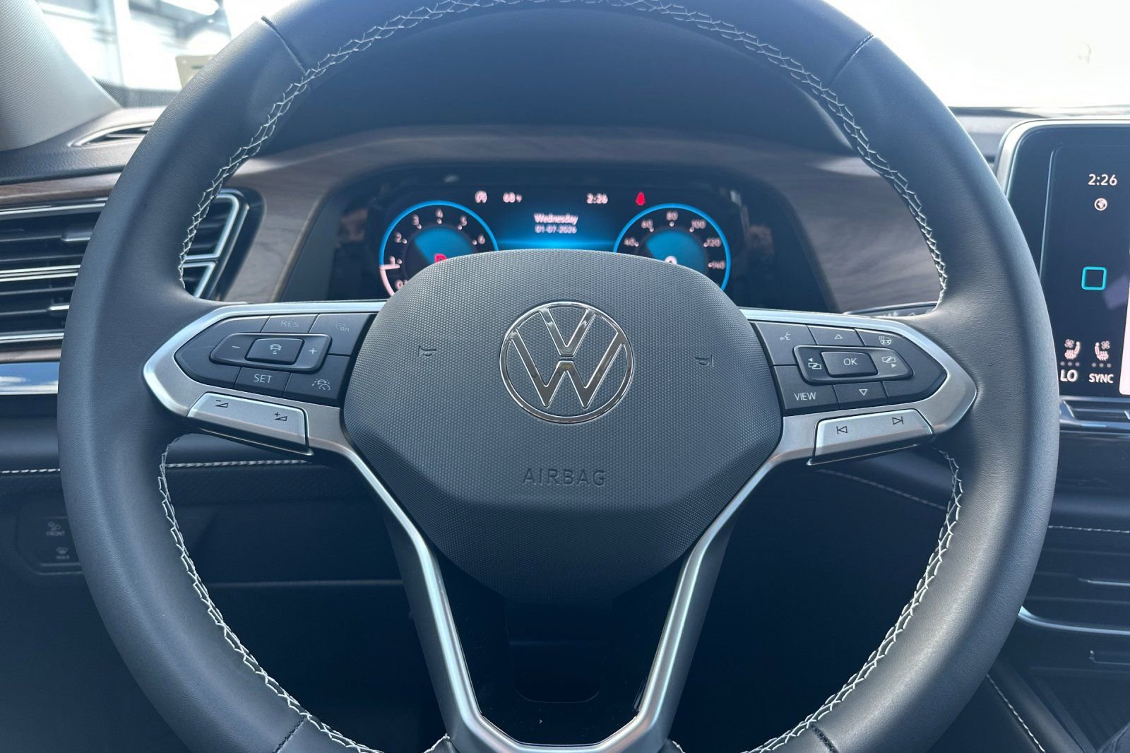 New 2026 Volkswagen Atlas SE FWD image 24