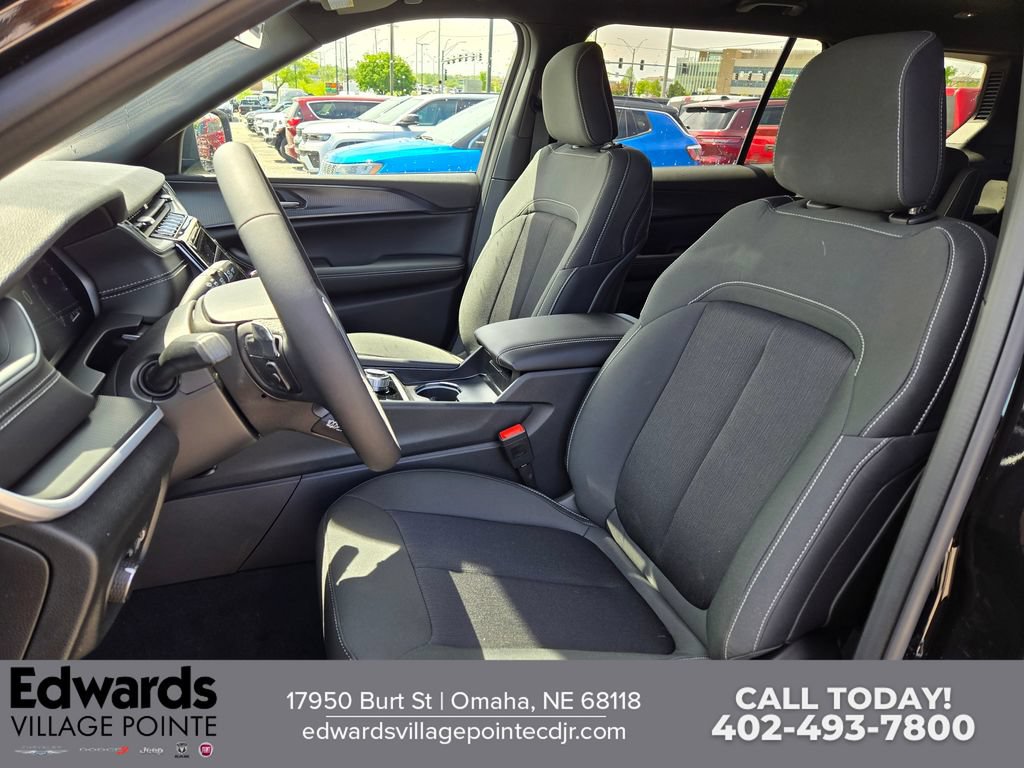 New 2026 Jeep Grand Cherokee L Laredo AWD/4WD image 14