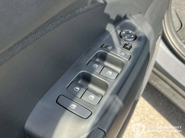 New 2026 Hyundai Venue SEL FWD image 11