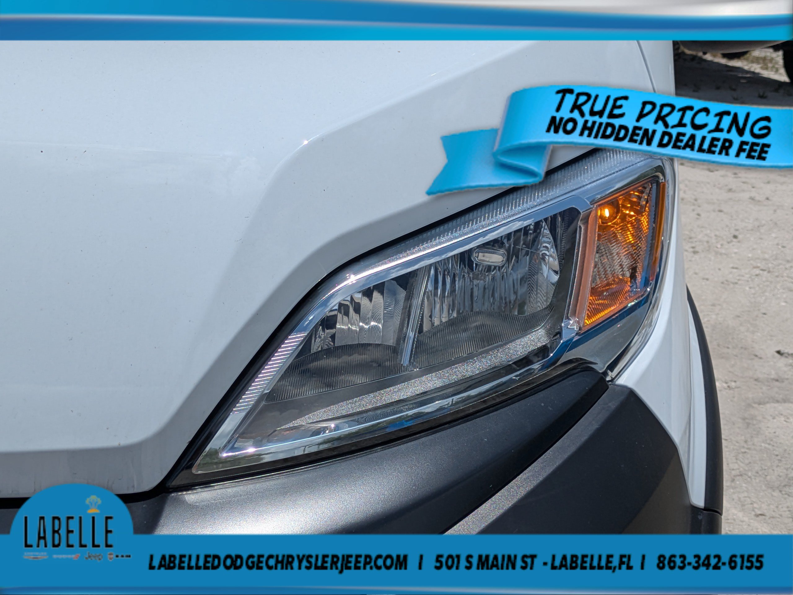Used 2026 RAM ProMaster 2500 w/ Convenience Group FWD image 9