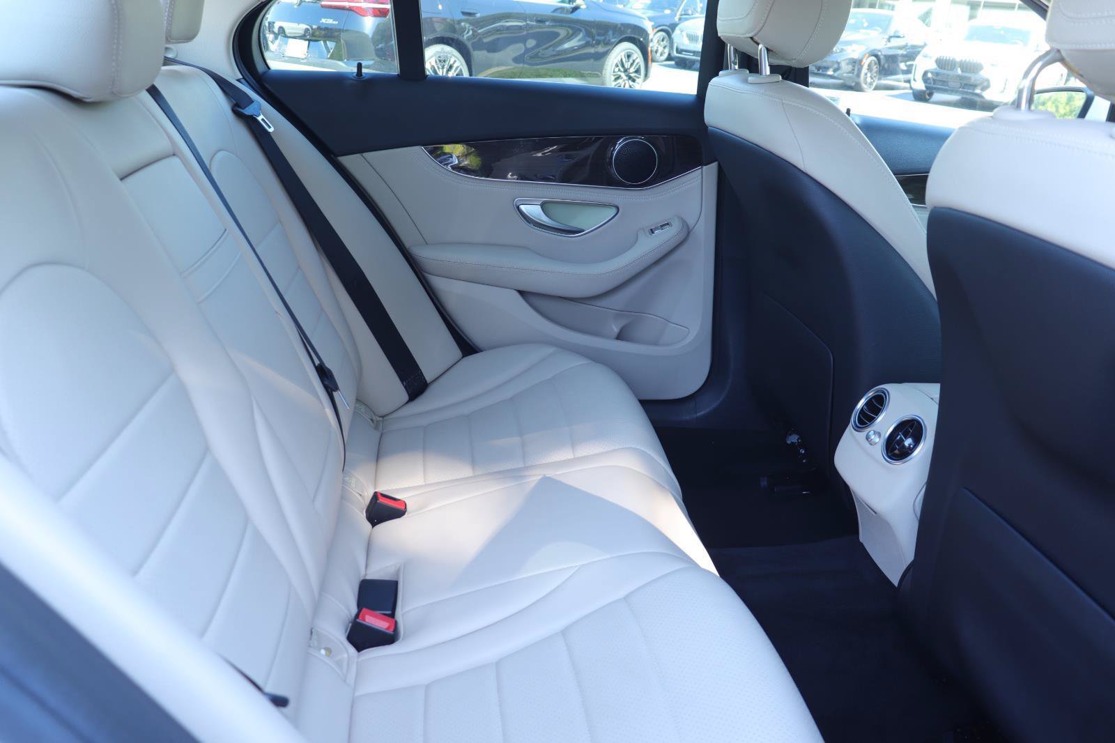 Used 2016 Mercedes-Benz C 300 Sedan image 17