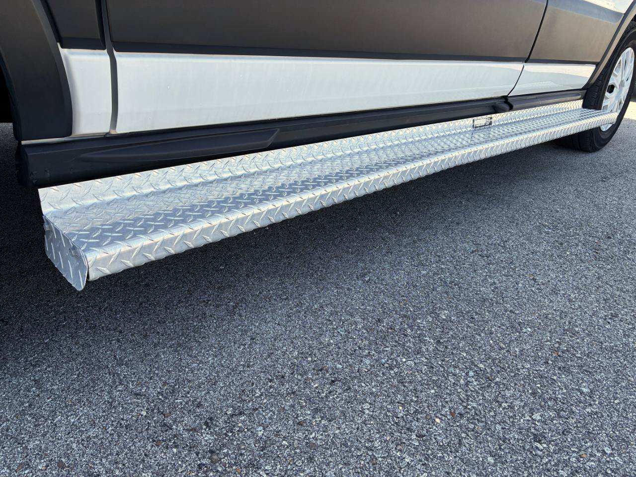 Used 2019 Ford Transit 150 XLT RWD image 8