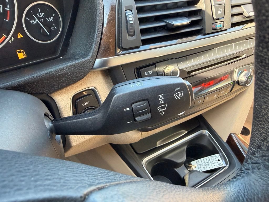 Used 2013 BMW 328i xDrive Sedan AWD/4WD image 17