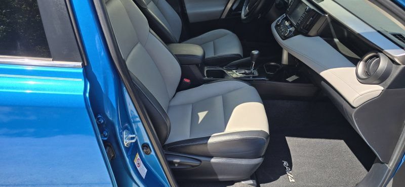Used 2016 Toyota RAV4 Limited AWD/4WD image 13