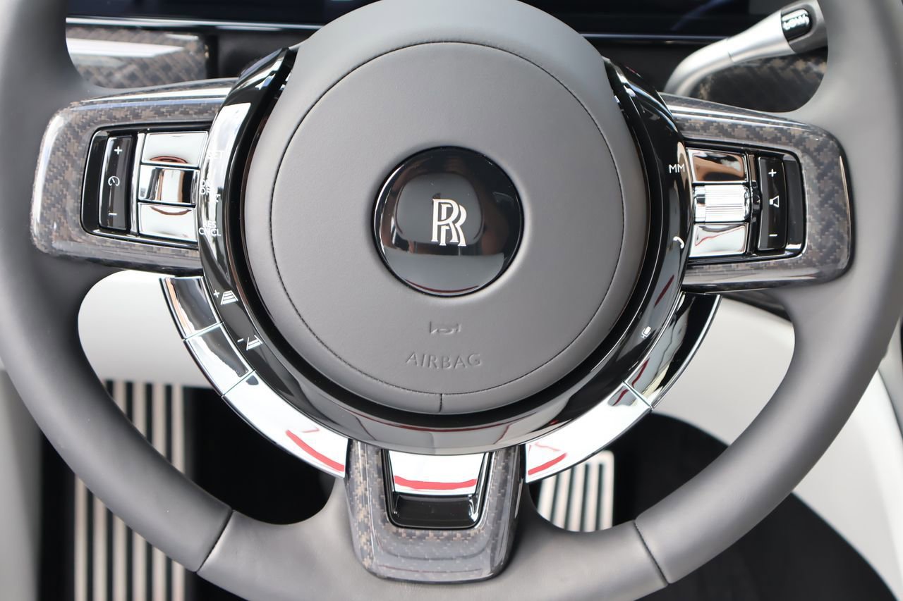 New 2026 Rolls-Royce Cullinan Black Badge AWD/4WD image 20