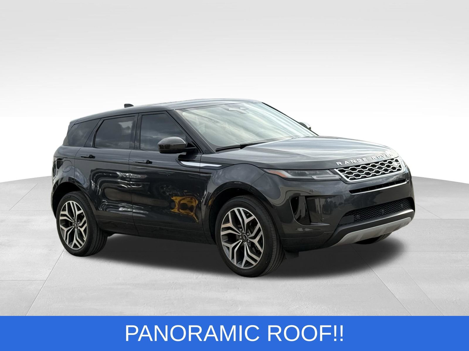 Used 2022 Land Rover Range Rover Evoque SE image 16