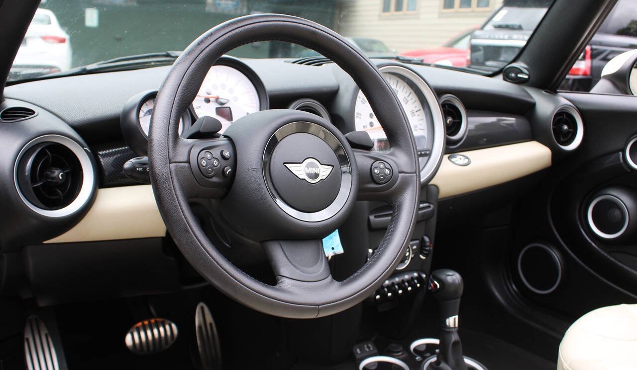 Used 2014 MINI Cooper S FWD image 26