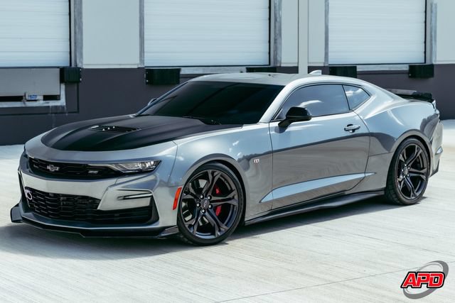 Used 2020 Chevrolet Camaro SS RWD image 37