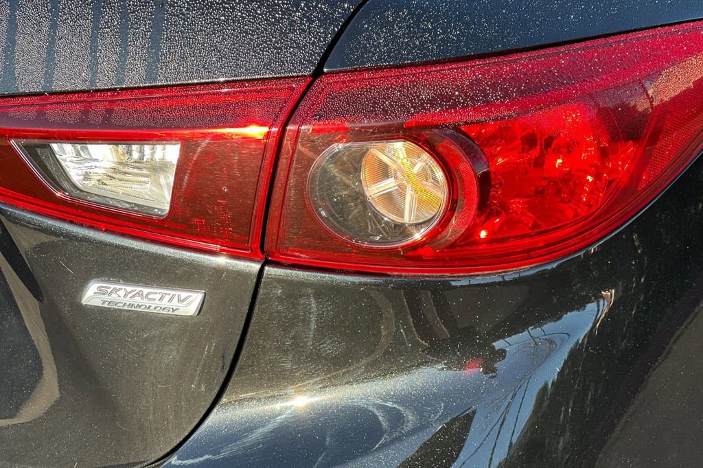 Used 2016 MAZDA MAZDA3 i Sport w/ Preferred Equipment Package image 29