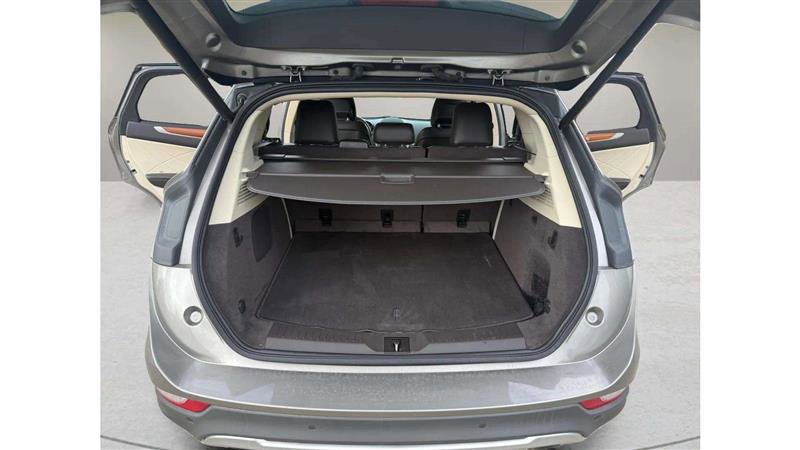 Used 2016 Lincoln MKC Reserve w/ Lincoln MKC Climate Package image 23