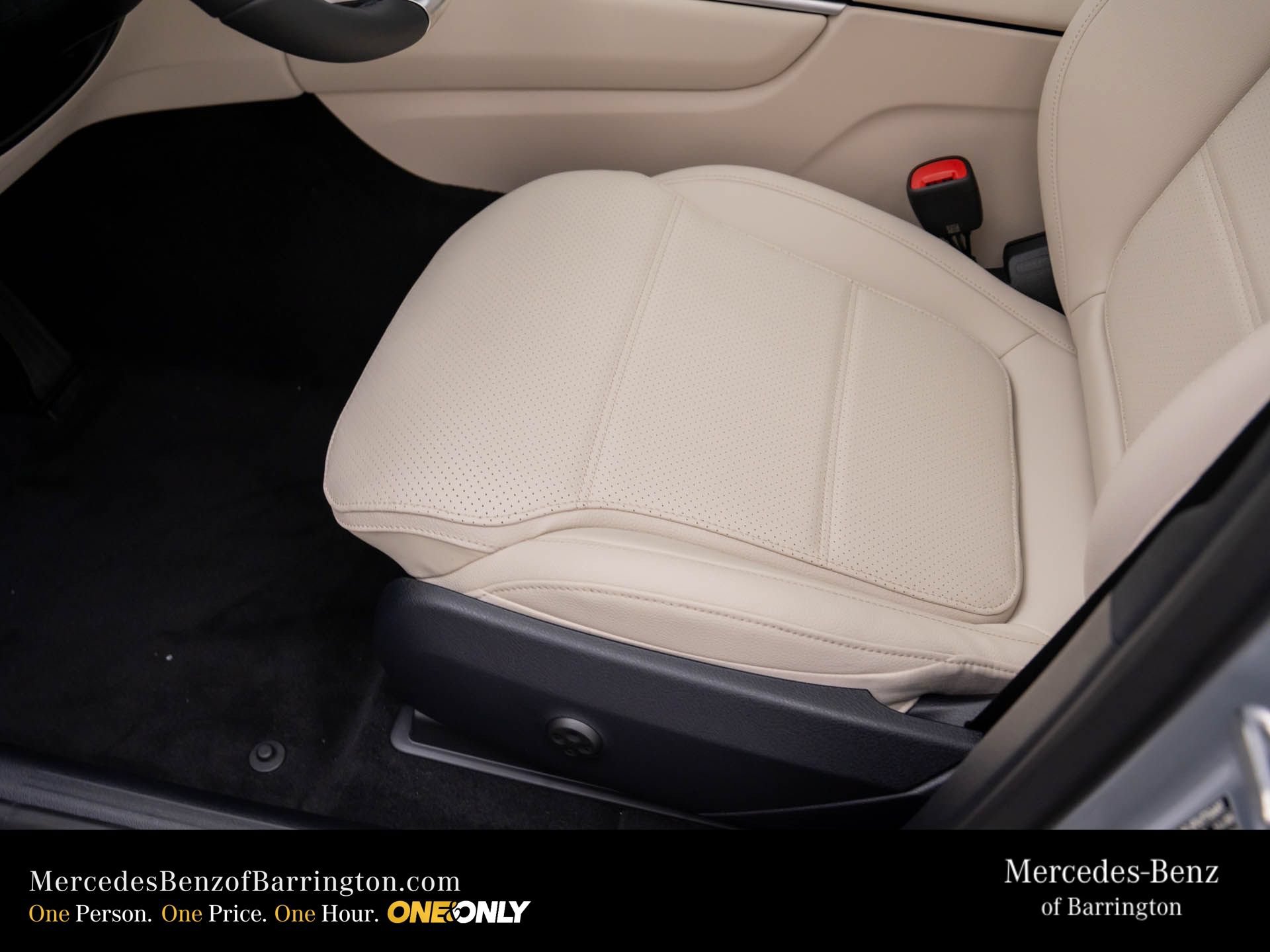 New 2026 Mercedes-Benz GLC 300 4MATIC image 18