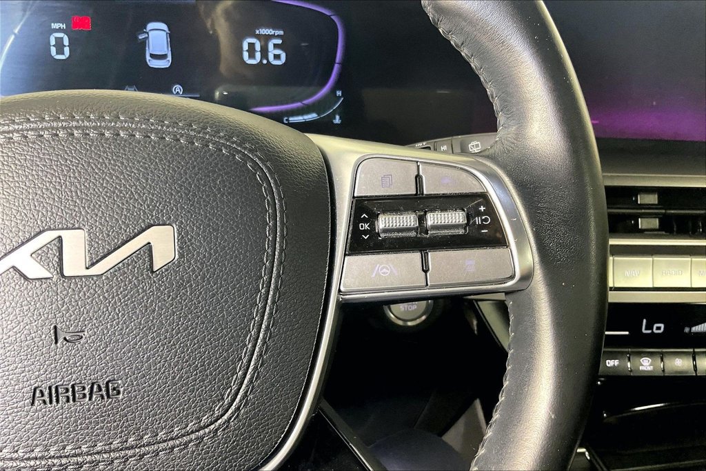 Used 2025 Kia Telluride S FWD image 24