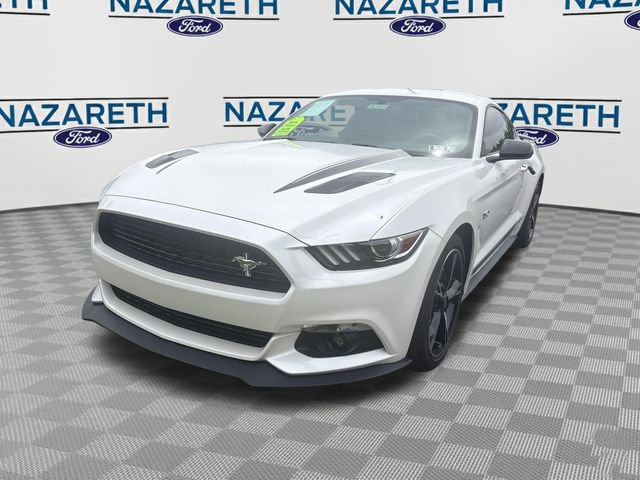 Used 2017 Ford Mustang GT Premium w/ Equipment Group 401A RWD image 3