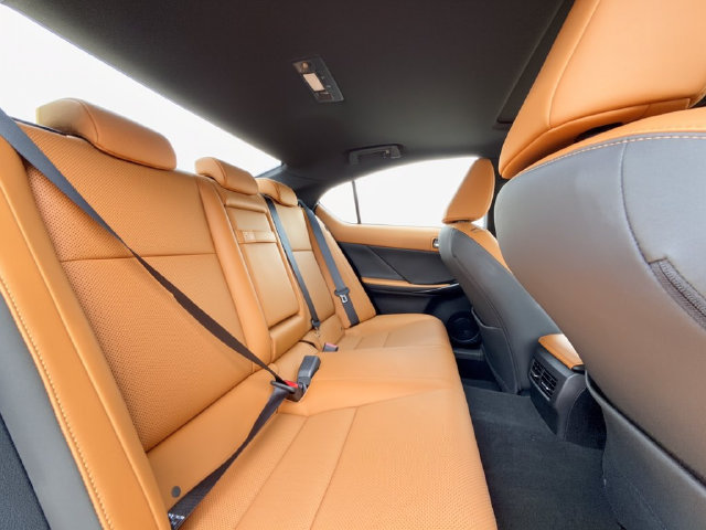 Used 2024 Lexus IS 300 w/ Comfort Package RWD image 29