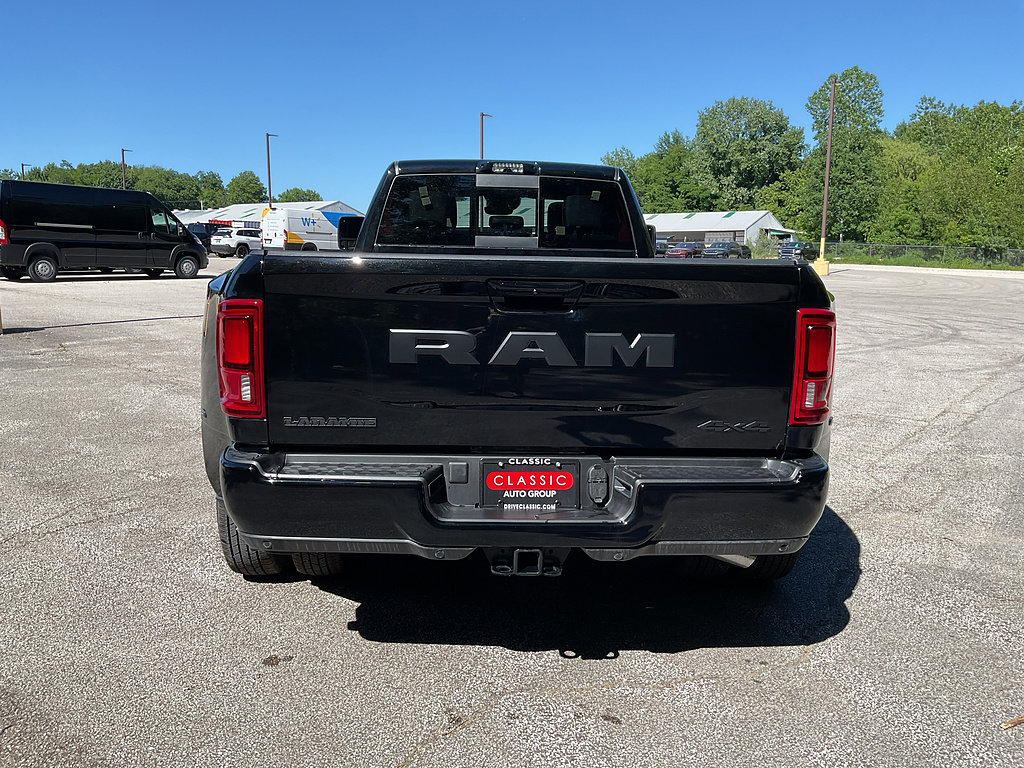 New 2026 RAM 3500 Laramie AWD/4WD image 6