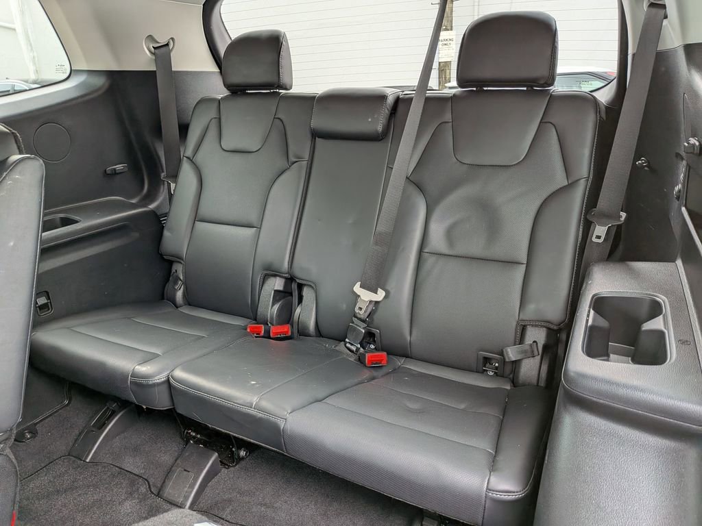Used 2023 Kia Telluride S image 25