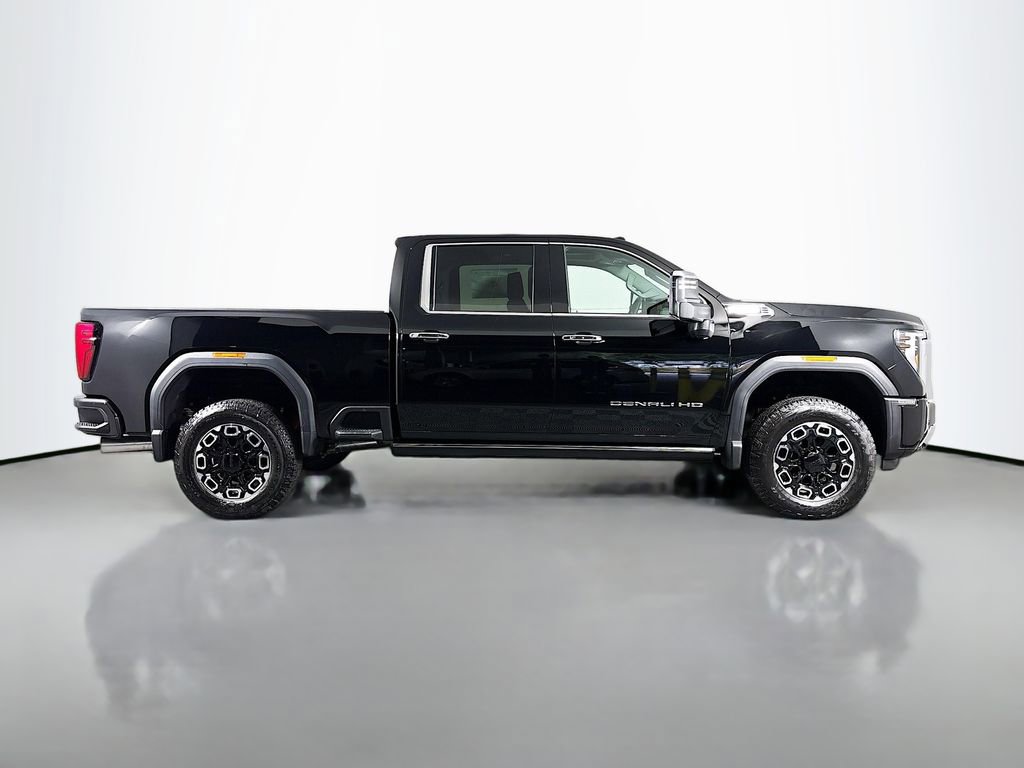 New 2025 GMC Sierra 3500 Denali w/ Denali Reserve Package image 8