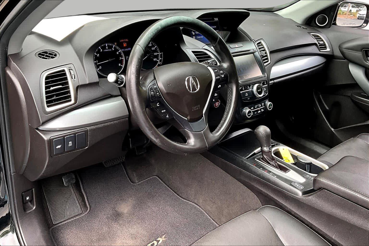 Used 2017 Acura RDX w/ Tech & AcuraWatch Plus Pack FWD image 18