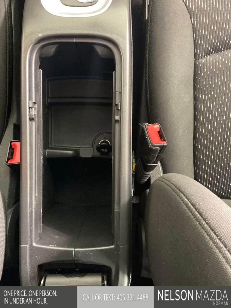 Used 2018 Dodge Journey SXT FWD image 42