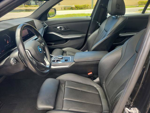Used 2024 BMW 330e RWD image 17