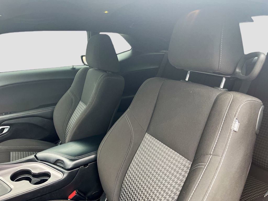 Used 2023 Dodge Challenger SXT image 20