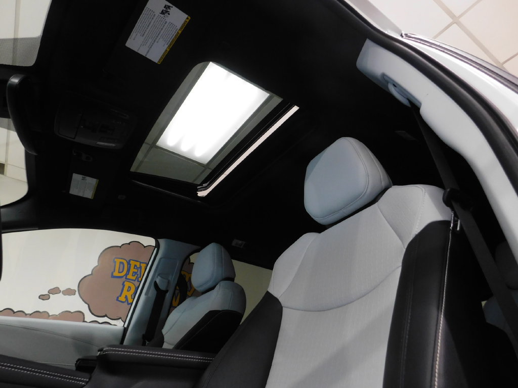 Used 2026 Toyota Sienna XSE AWD/4WD image 28
