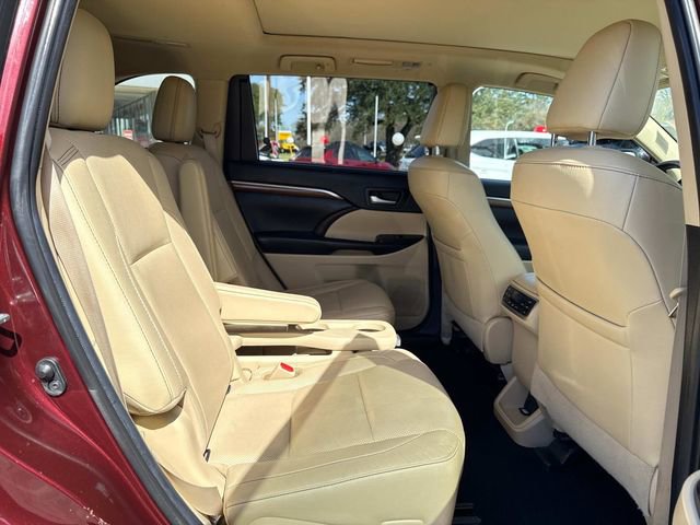 Used 2019 Toyota Highlander Limited Platinum image 49