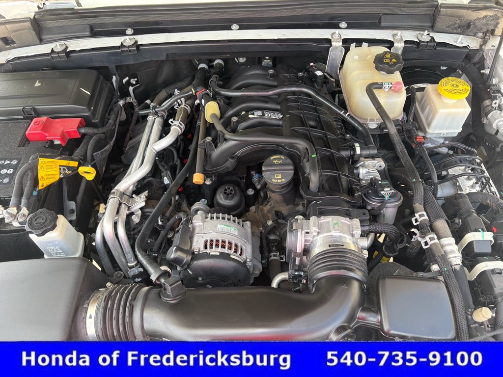 Used 2023 Jeep Gladiator Sport AWD/4WD image 27