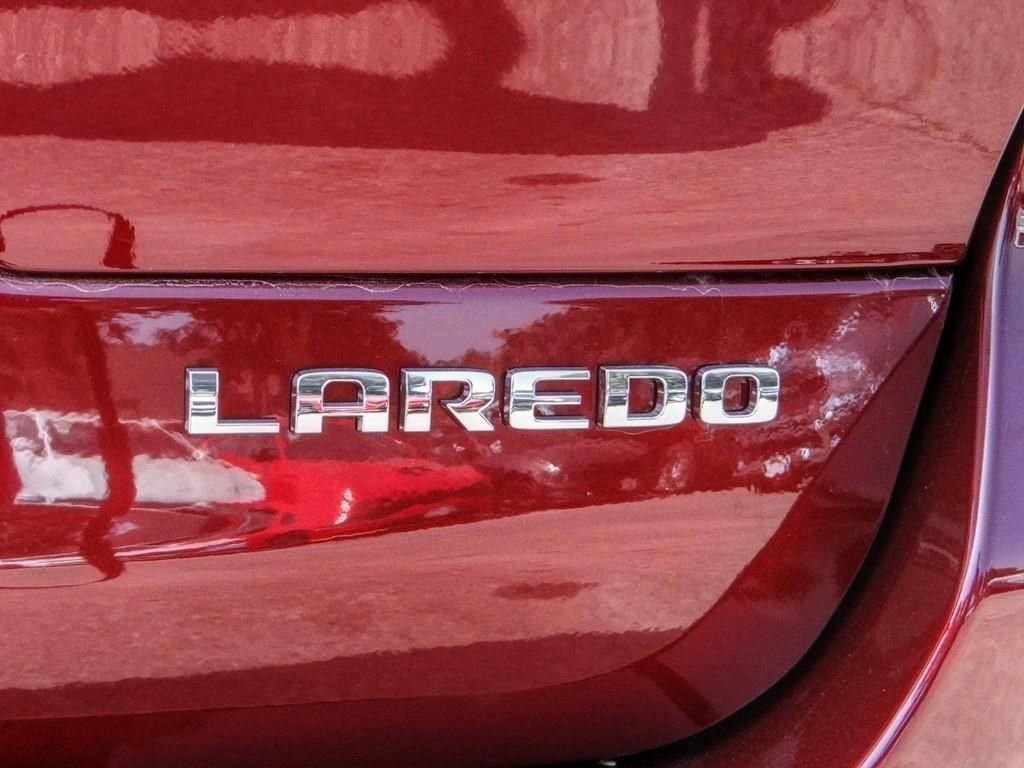 New 2023 Jeep Grand Cherokee L Laredo w/ Trailer Tow Group (B) image 25