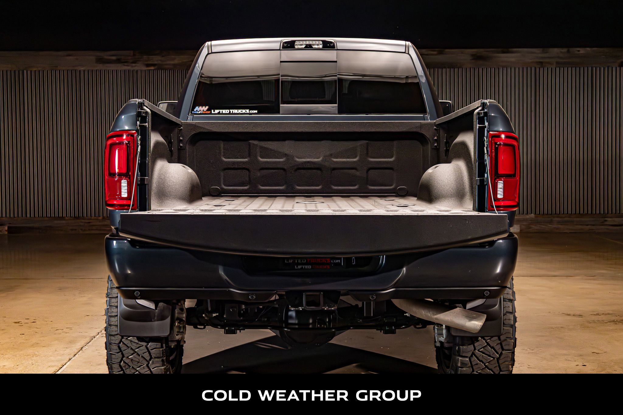 Used 2025 RAM 2500 Laramie w/ Night Edition AWD/4WD image 9