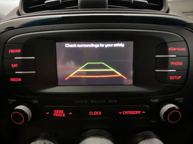 Used 2016 Kia Soul ! FWD image 17