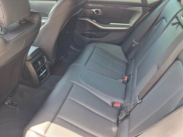 Used 2024 BMW 330i Sedan w/ Convenience Package RWD image 17