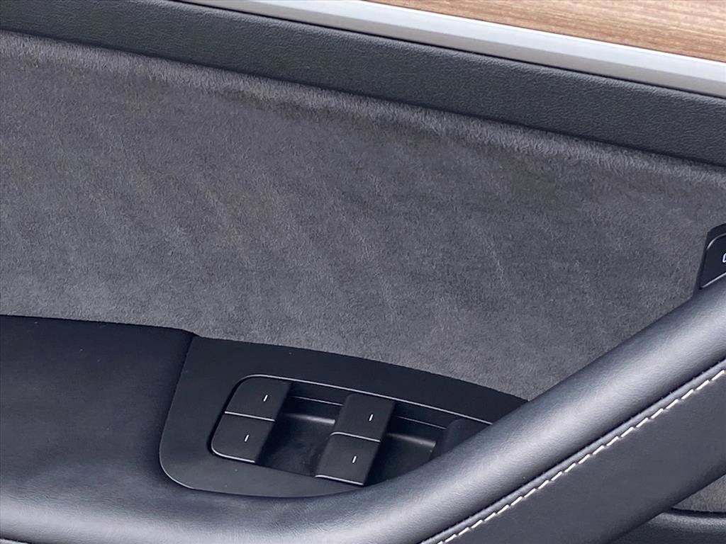 Used 2023 Tesla Model 3 Standard Range RWD image 19