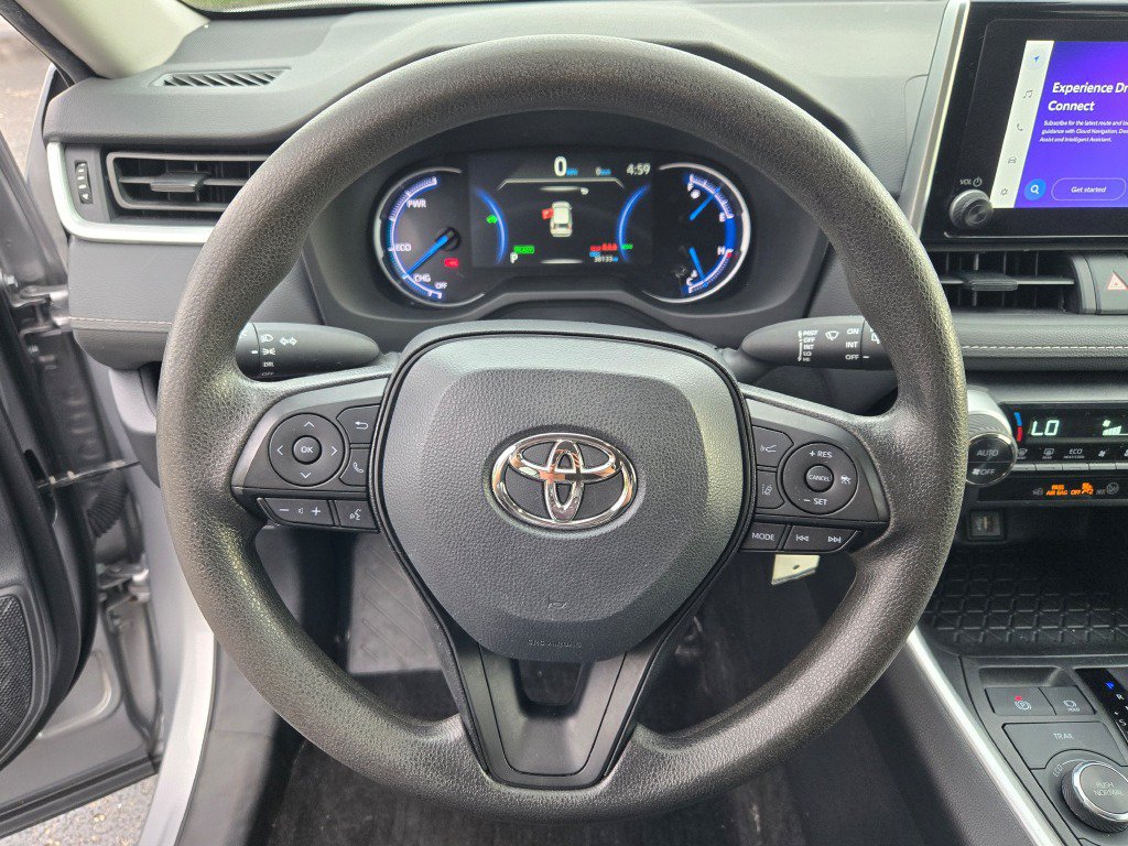 Used 2024 Toyota RAV4 LE AWD/4WD image 30