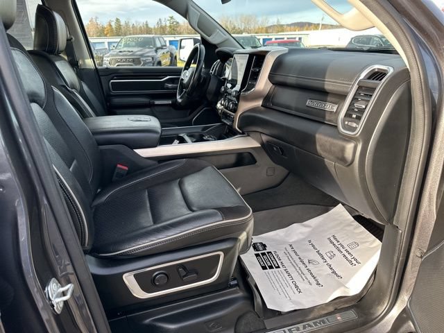 Used 2022 RAM 1500 Laramie AWD/4WD image 9