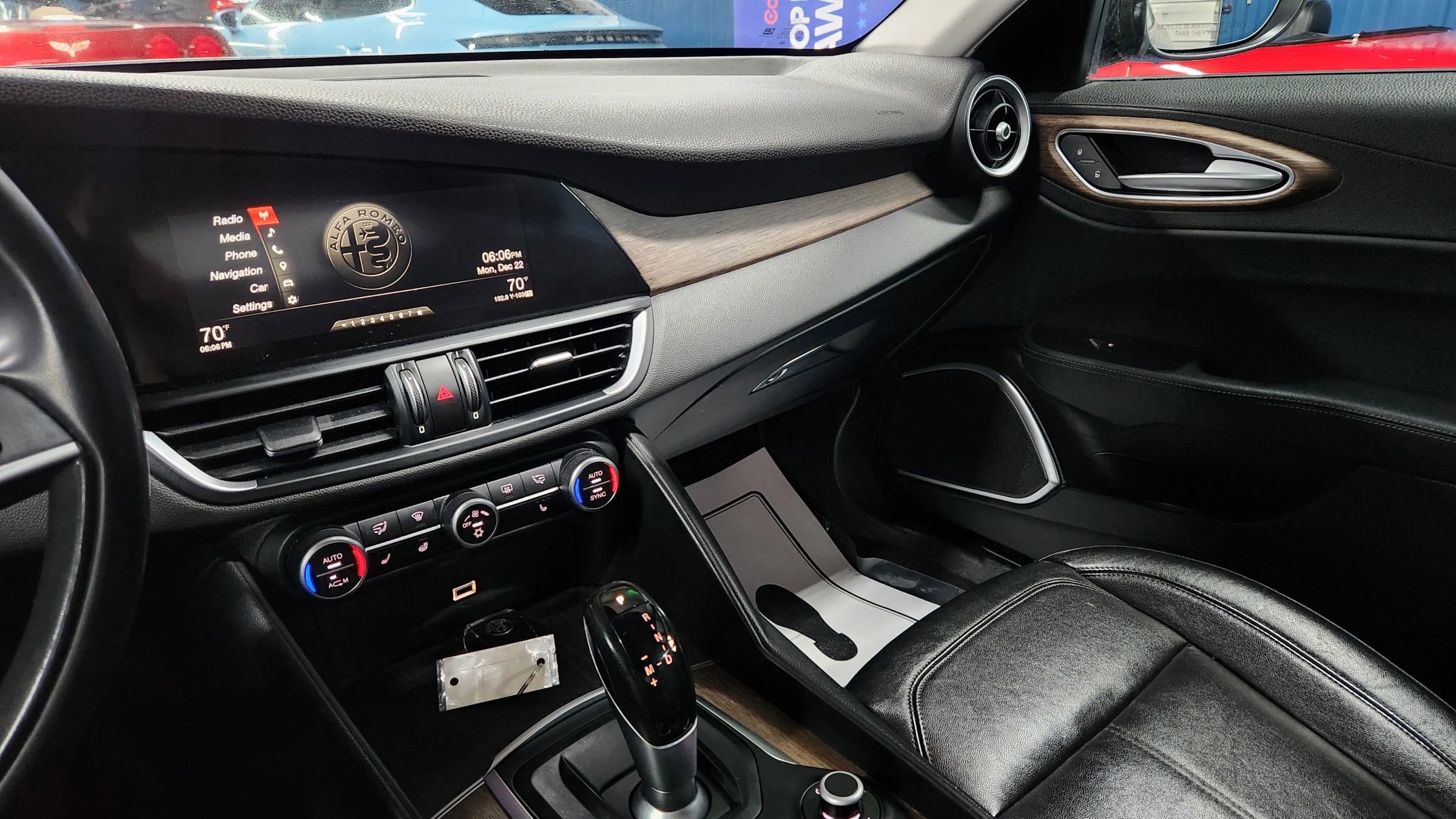 Used 2017 Alfa Romeo Giulia Ti w/ TI Performance Package image 33