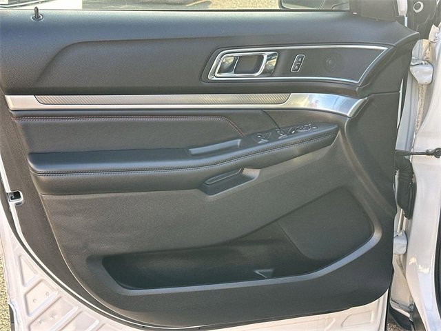 Used 2017 Ford Explorer Sport image 22