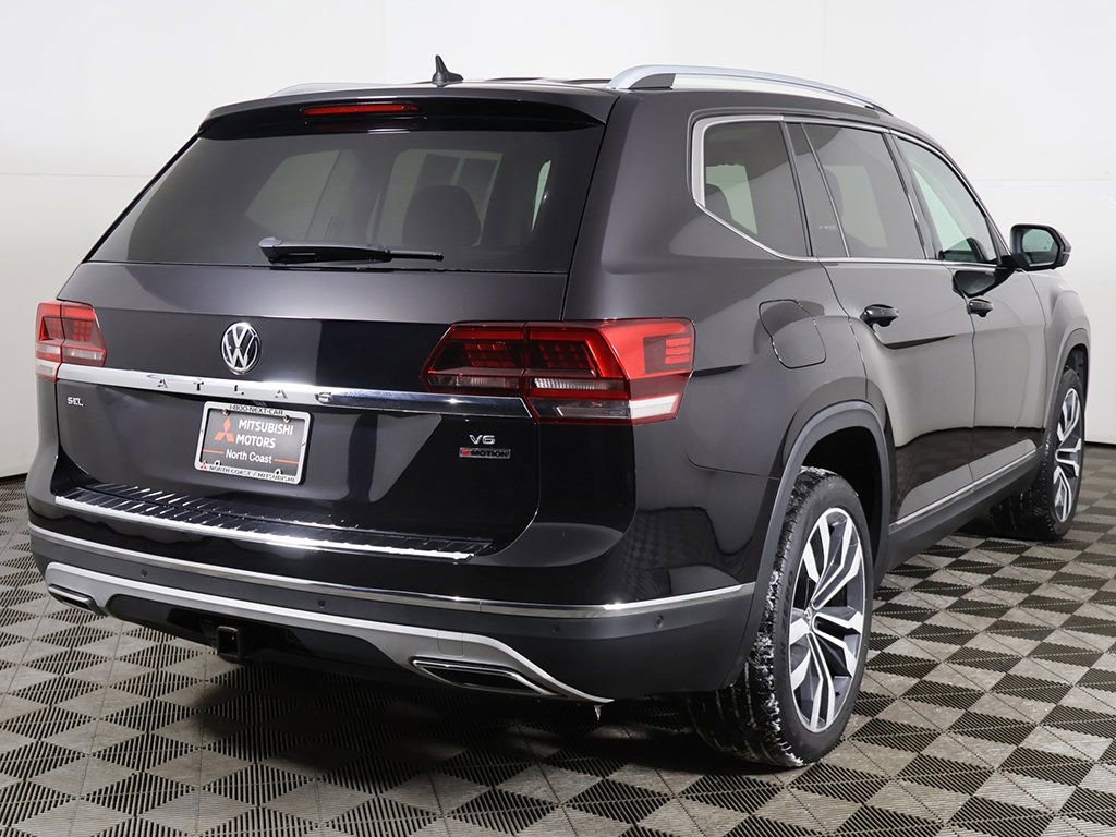 Used 2020 Volkswagen Atlas SEL R-Line image 16