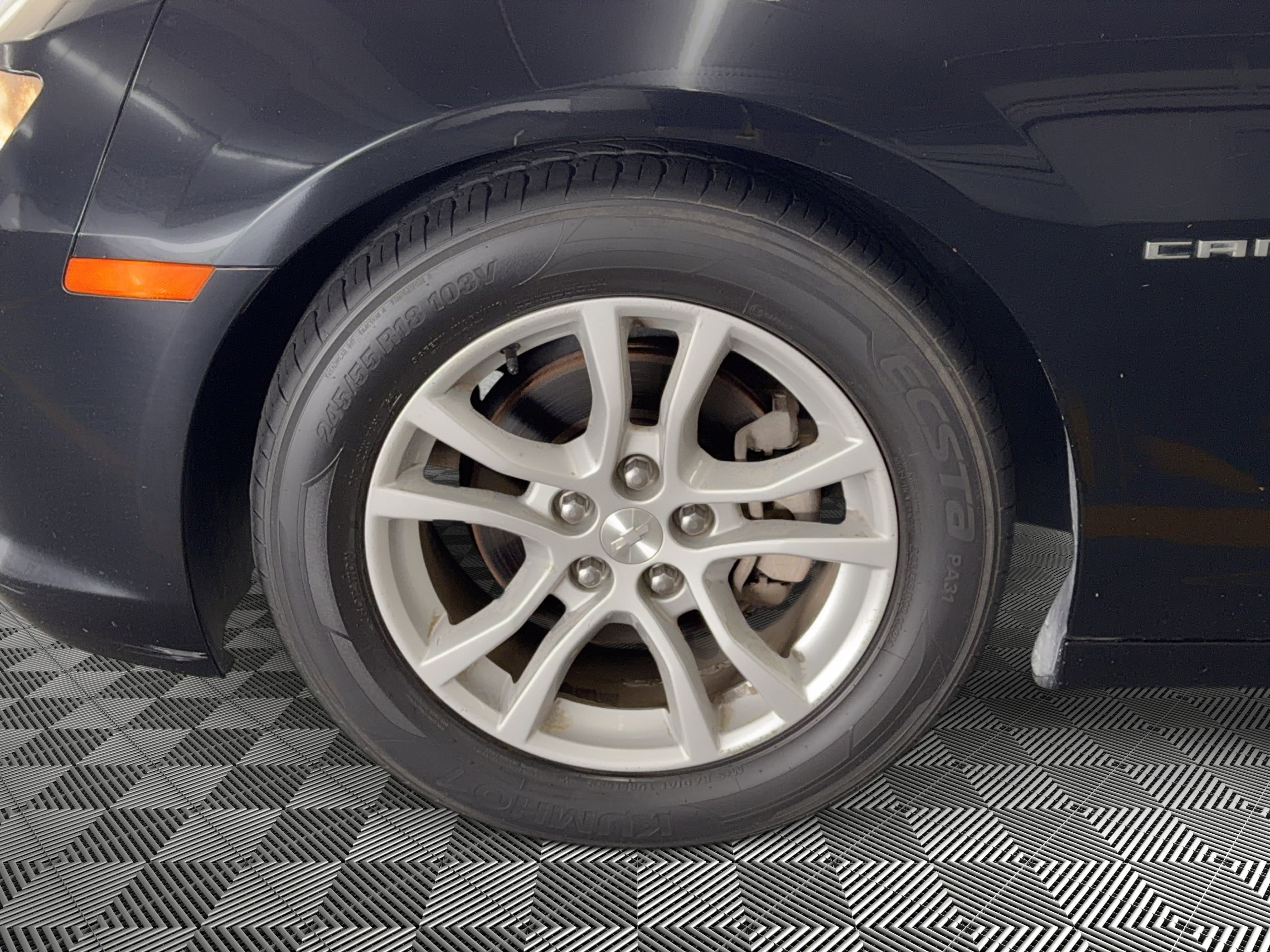 Used 2015 Chevrolet Camaro LT RWD image 12