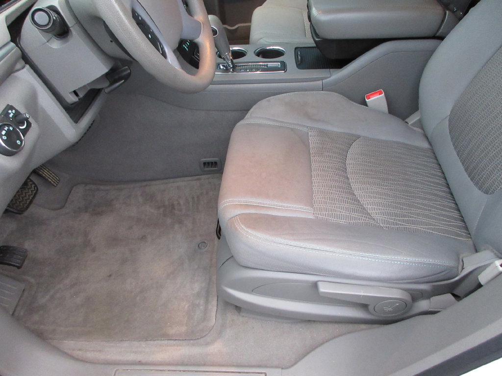 Certified 2017 Chevrolet Traverse LS FWD image 21