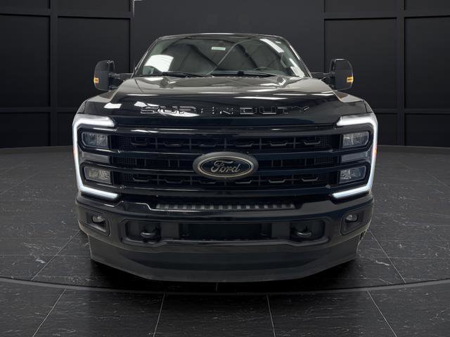 Used 2023 Ford F250 Lariat w/ Black Appearance Package image 12