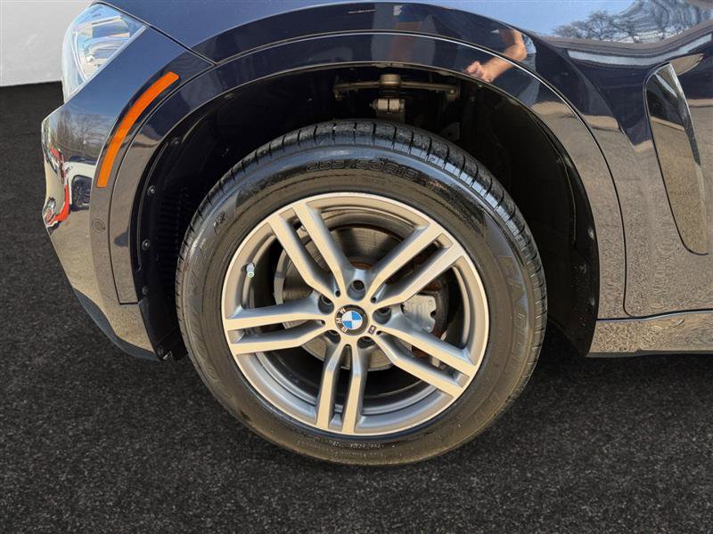 Used 2019 BMW X6 xDrive35i w/ M Sport Package image 17