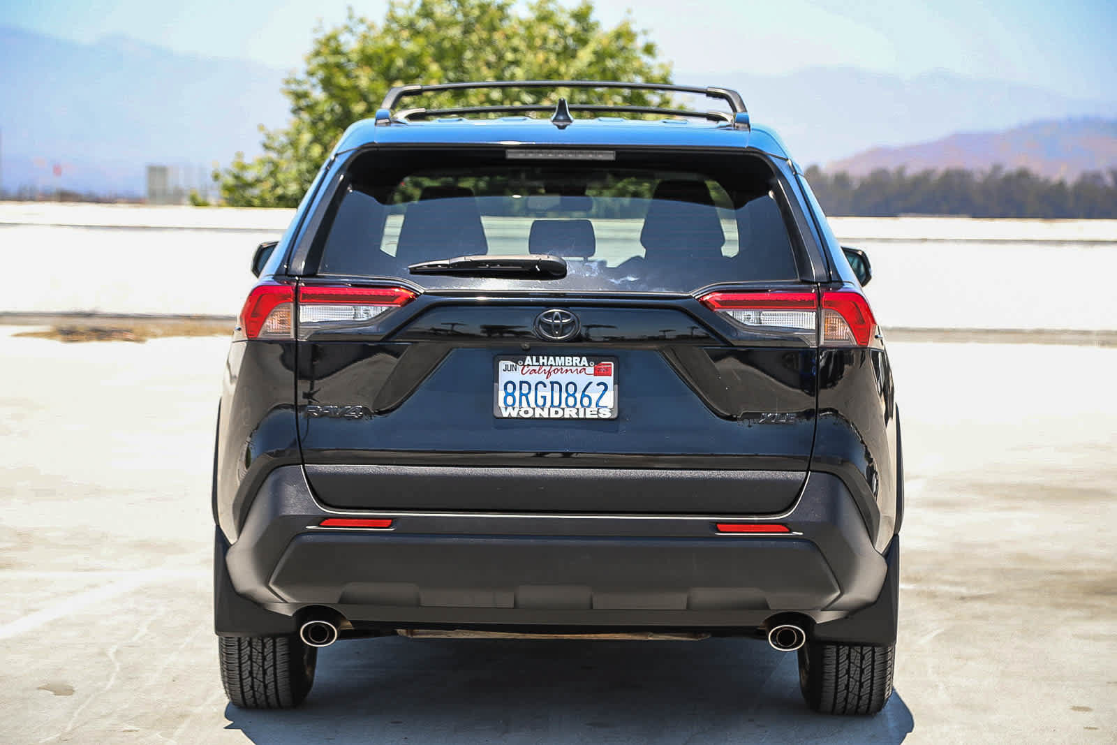 Certified 2020 Toyota RAV4 XLE w/ Carpet Mat Package FWD image 6