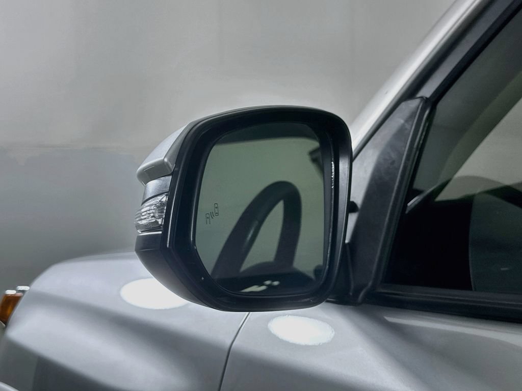 Used 2023 Toyota 4Runner TRD Off-Road Premium w/ Moonroof Package AWD/4WD image 39