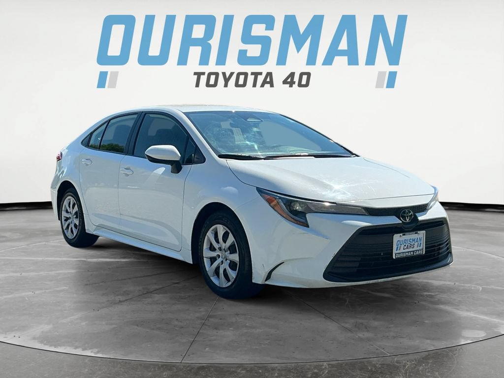 Certified 2023 Toyota Corolla LE FWD image 1