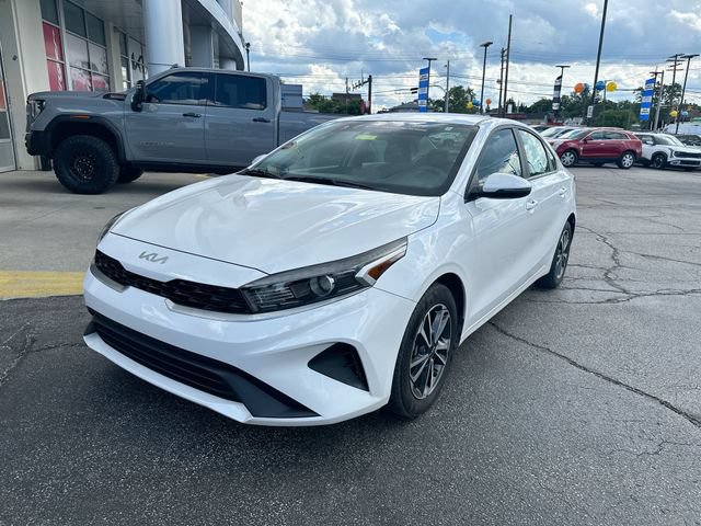 Certified 2023 Kia Forte LXS w/ LXS Technology Package FWD image 11