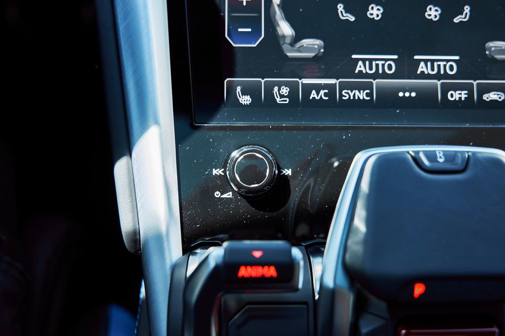 Used 2024 Lamborghini Urus S image 72